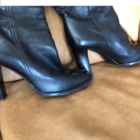 Burberry Black Leather Riding Boots 9M EUC - Picture 2 of 8